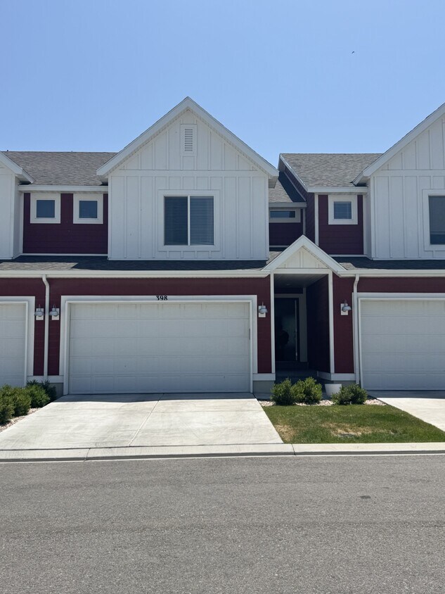 Foto principal - 398 Grassland Dr