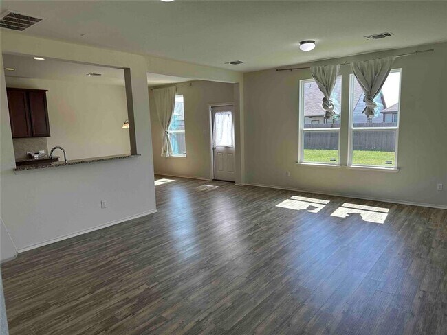 Building Photo - 167 Yellowbark St