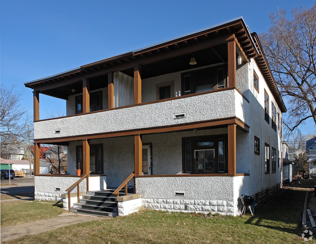 Primary Photo - 1665 Selby Ave