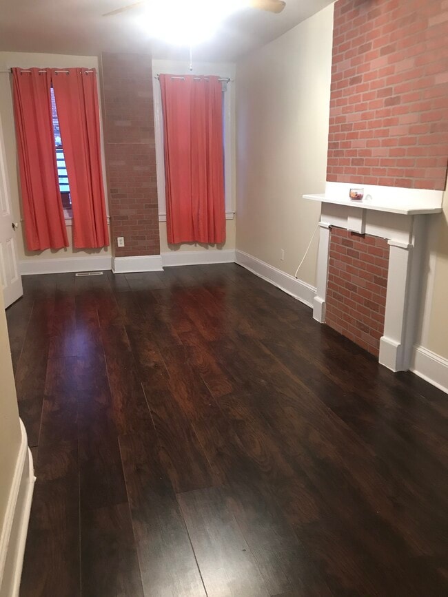 Foto del edificio - 933 N Pine St