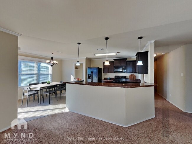 Building Photo - 12 Bristol Dr