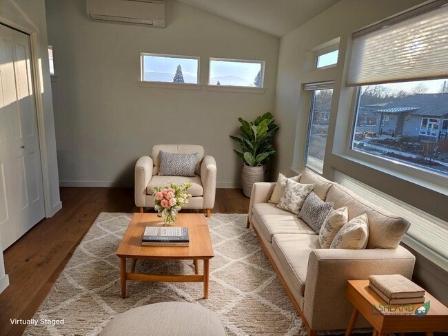 Foto del edificio - New Apartment in Central Ashland Location | Available Now!