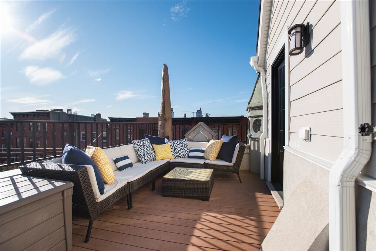 Foto principal - 827 Bloomfield St