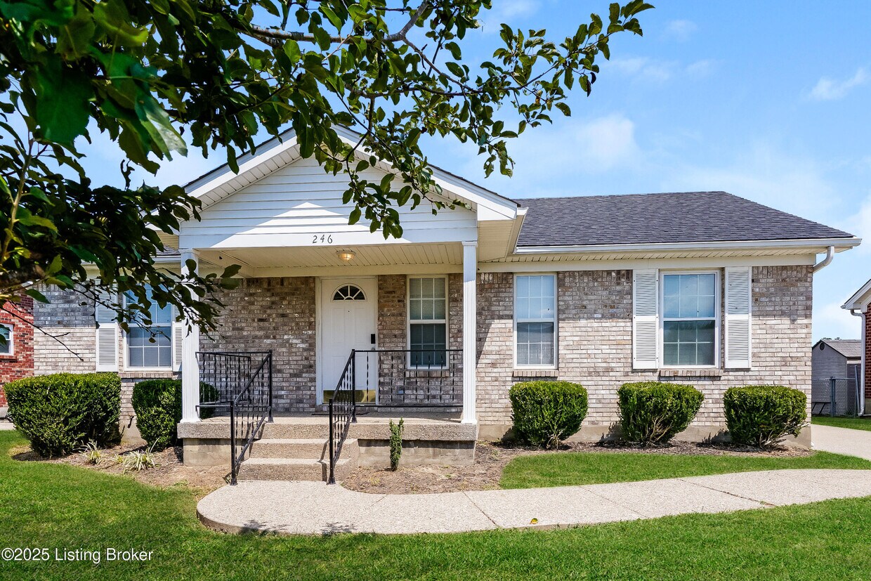 Foto principal - 246 Beech Cliff Cir