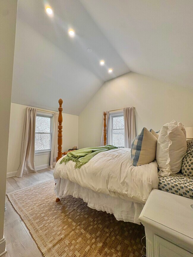 Dormitorio principal - 251 E Rutland Rd