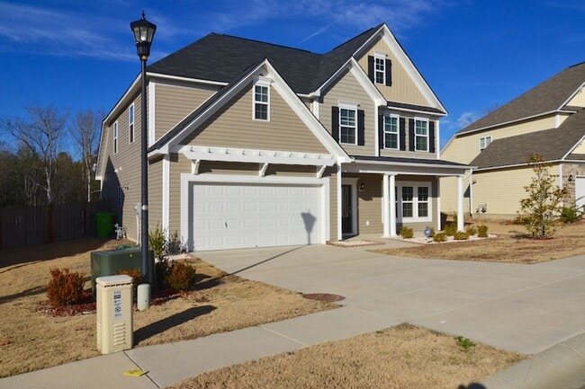 Building Photo - 242 Hawkins Creek Rd