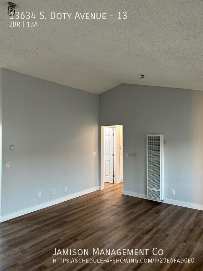 Foto del edificio - 13634 S Doty Ave
