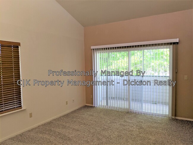 Building Photo - 2675 Sycamore Glen Dr