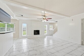 Building Photo - 2406 Joel Wheaton Rd