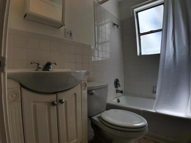 Foto del edificio - 820 English Ct