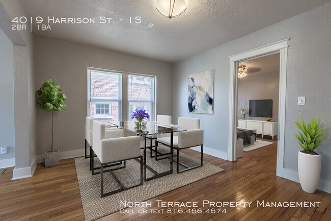 Building Photo - Arsenal - two bedroom, one bathroom