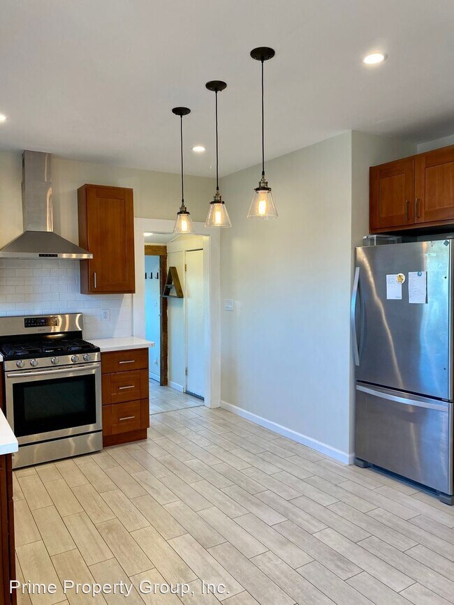 Foto del edificio - 3 br, 1 bath House - 1444A 24th Ave.