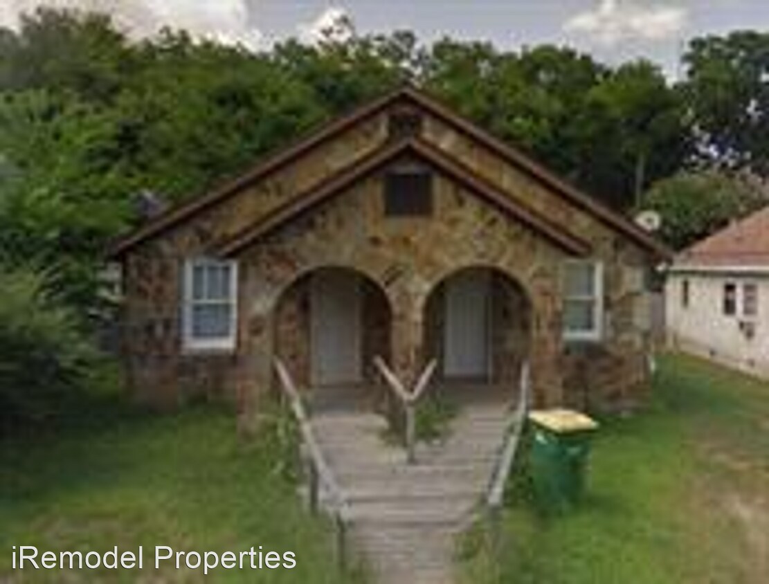 Primary Photo - 2 br, 1 bath House - 2305 West 16th-B