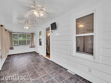 Building Photo - 2 br, 1 bath House - 4380 Benning Rd NE
