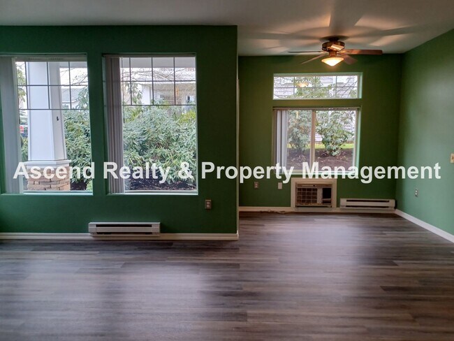 Foto del edificio - Green Living~Available Now! Ground Level/N...