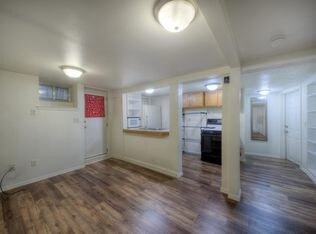 Building Photo - 1306 Clark St