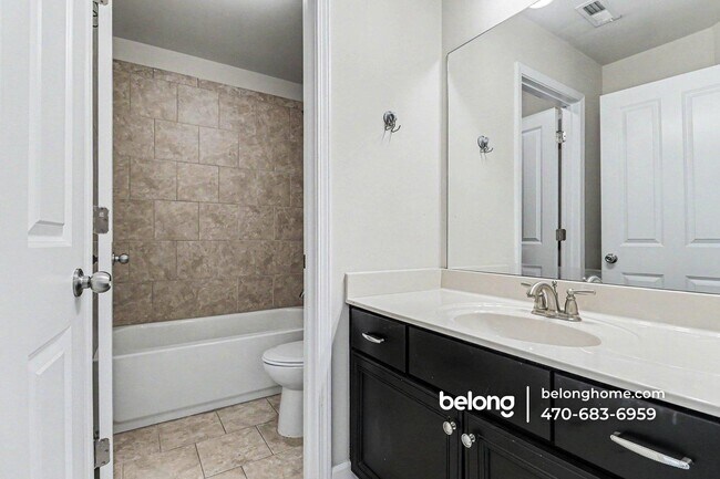 Foto del edificio - 8005 Pierpoint Ln