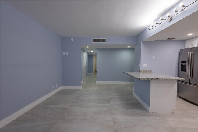Foto del edificio - 20350 W Country Club Dr
