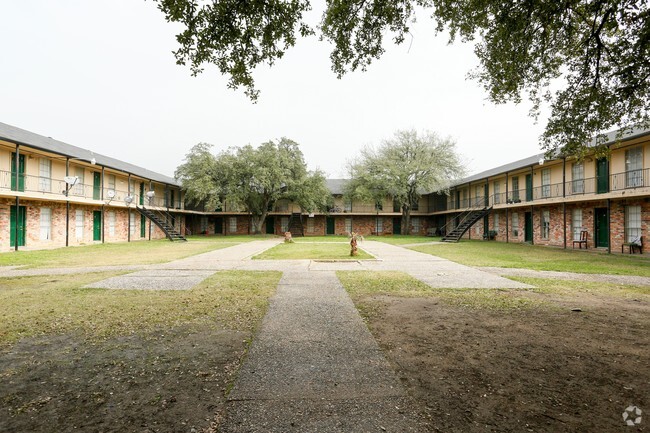 Building Photo - Lenora Apartments