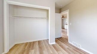 Building Photo - 1694 Manchester Rd