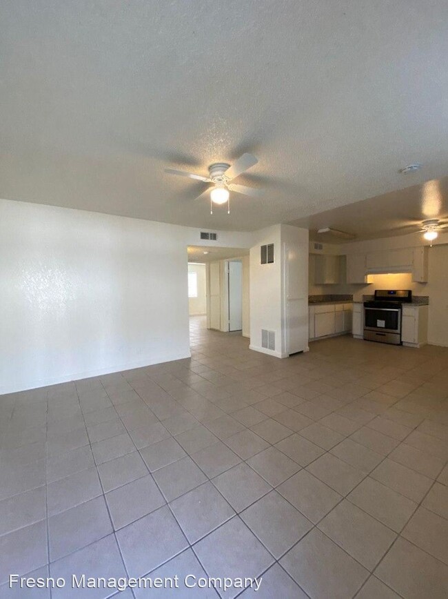 Building Photo - 4420-4422 E Sierra Madre Ave