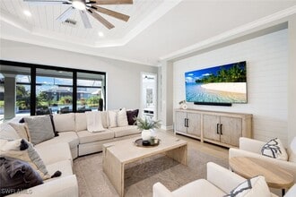 Building Photo - 11200 Canal Grande Dr