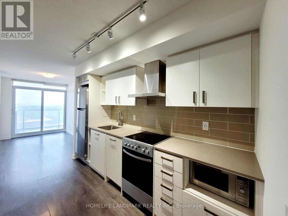 Photo principale - 125-1125 Redpath Ave