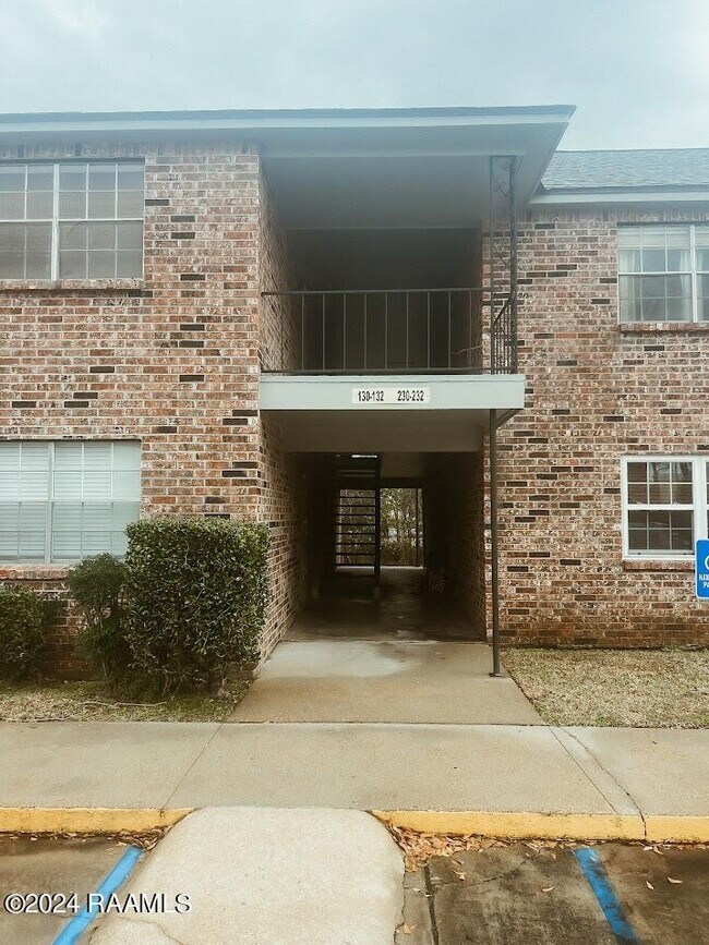 3121 Johnston St Unit 131, Lafayette, LA 70503 Condo for Rent in