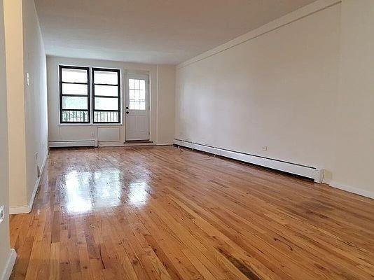 Primary Photo - 2 bedroom in Bronx NY 10465