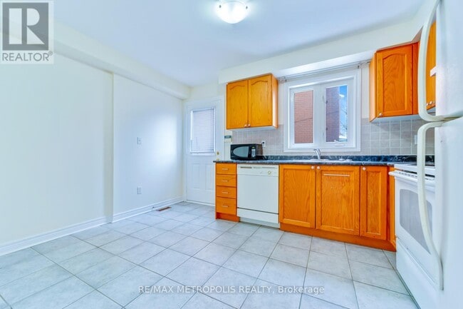 Building Photo - 16B Gower St