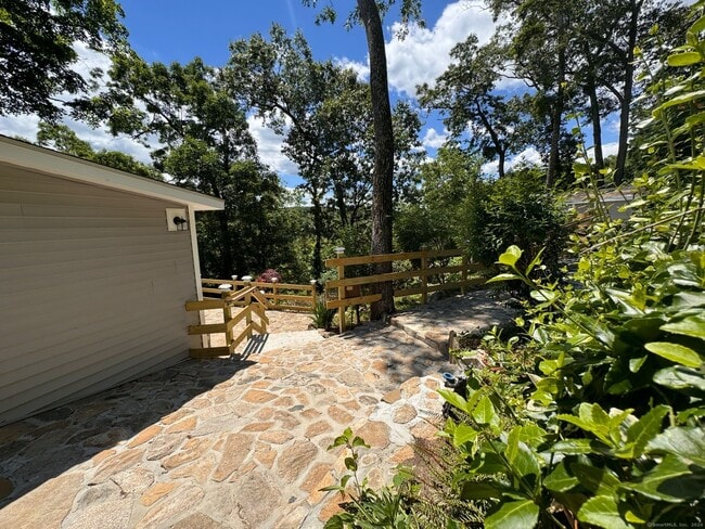 Building Photo - 22 Hemlock Trail