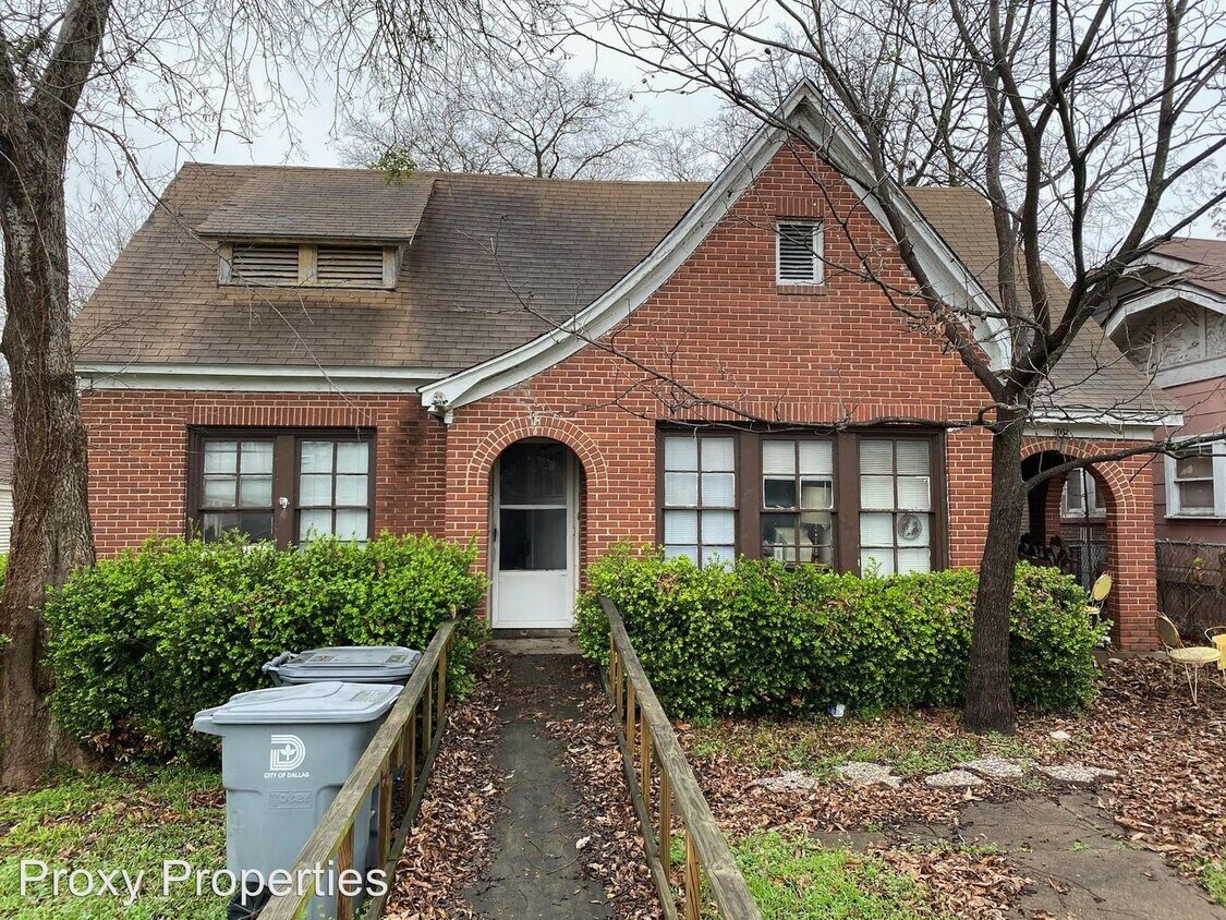 907 S Windomere Ave, Dallas, TX 75208 Room for Rent in Dallas, TX