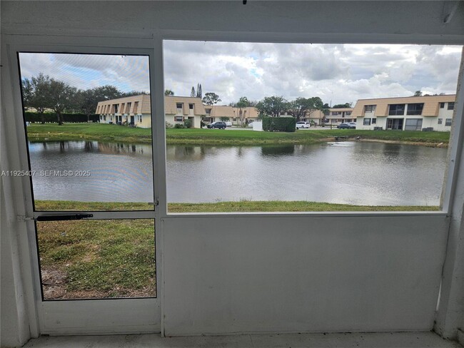 Foto del edificio - 4479 Oak Terrace Dr