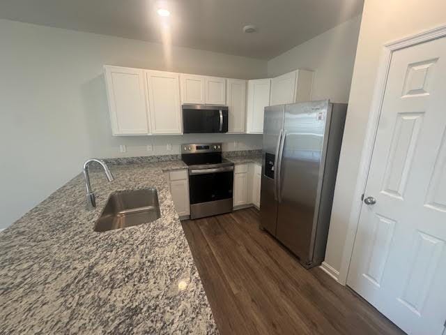 Foto del edificio - "Spacious 3-Bedroom Townhouse Retreat in Luray with 2.5 Baths and 1920 Sq Ft of Comfort!"