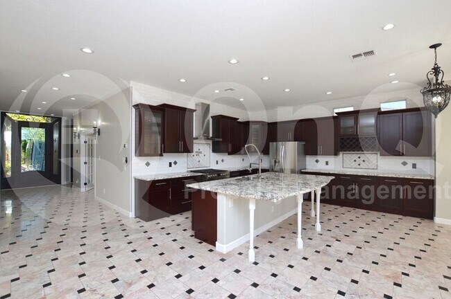 Building Photo - 3042 S Seton Ave