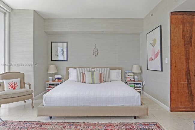 Foto del edificio - 465 Brickell Ave