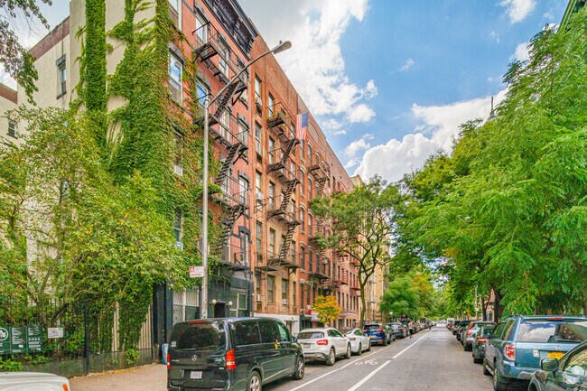 Foto del edificio - 190 East 3rd