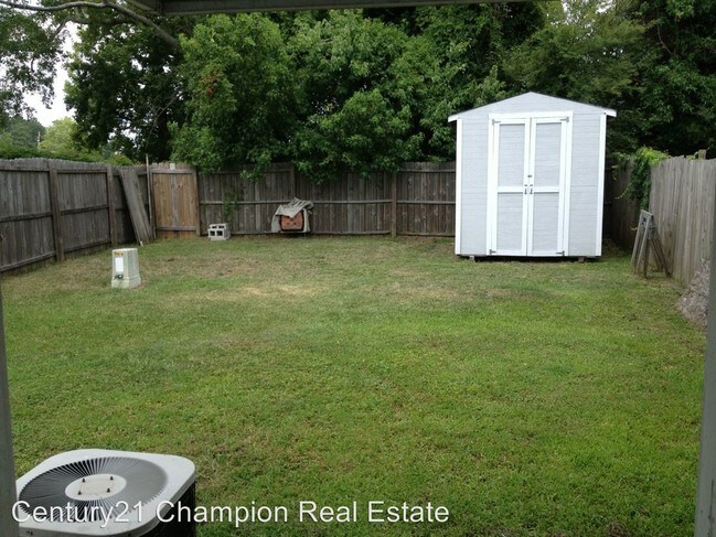 Foto del edificio - 86 Shoreline Dr