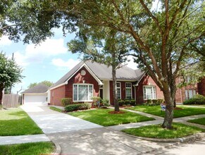 Building Photo - 16611 Colony Terrace Dr