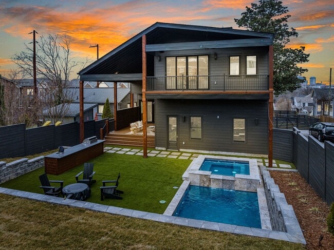 Photo - 601 S 9th St House