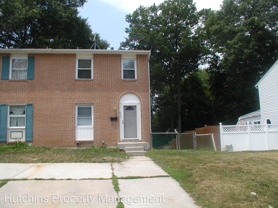 3 br, 1 bath House - 650 Sequoia Drive