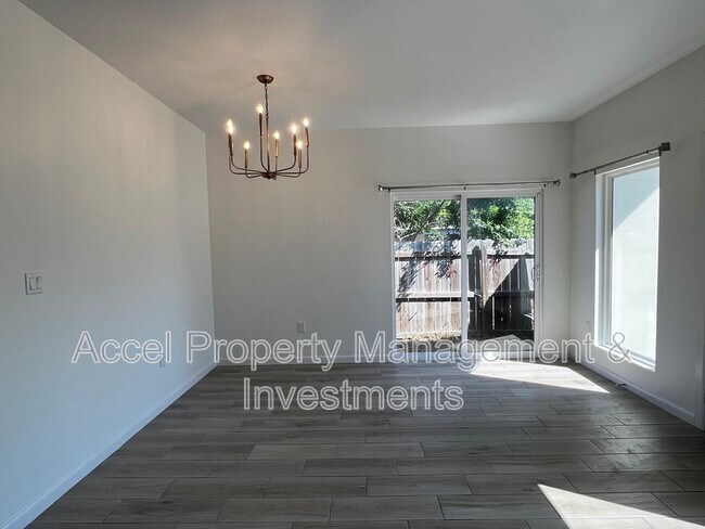 Foto del edificio - 2120 Datepalm Ave