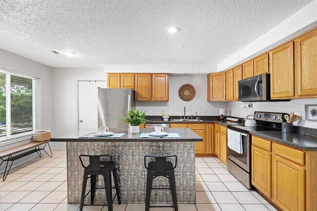 Foto del edificio - 2 Bedroom/1.5 Bath Duplex in Coralville