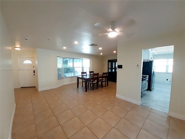 Foto del edificio - 2109 N Park Rd