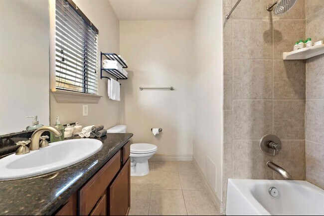 Foto del edificio - 1607 Bass St