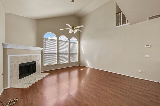 Foto del edificio - Spacious 4 Bedroom Home in Plano ISD Located in Bristol Pointe Estates.