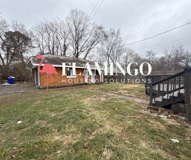 Foto del edificio - 2715 N Main St