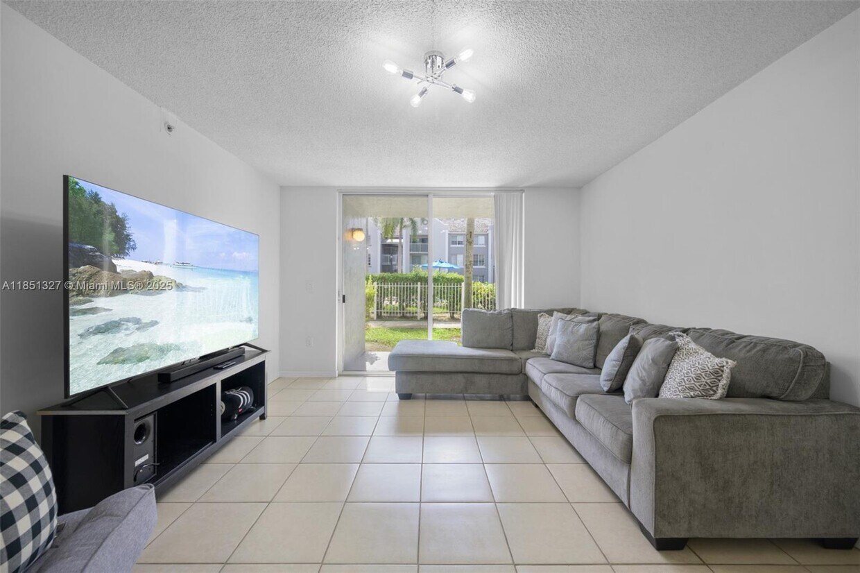 Primary Photo - 655 SW 111th Way