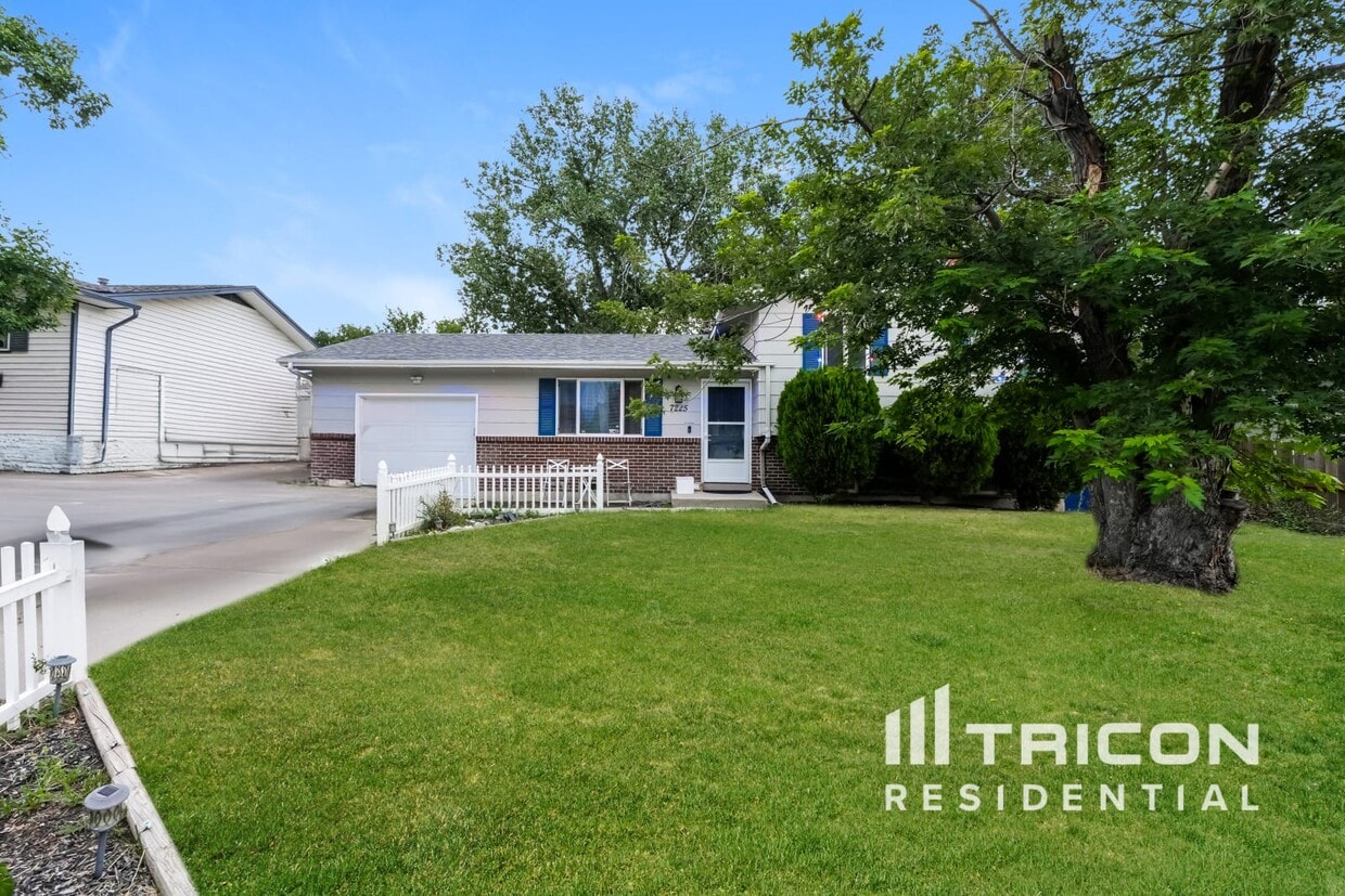 Foto principal - 7225 Metropolitan St