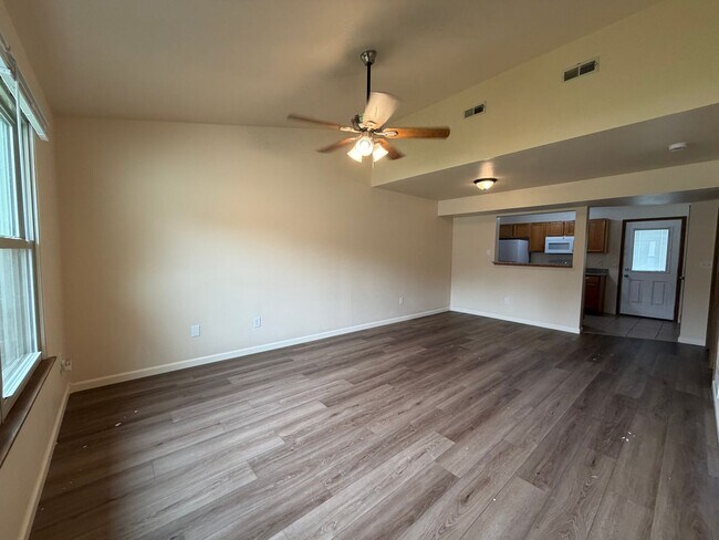 Foto del edificio - 1416-1418 Greensboro Dr.